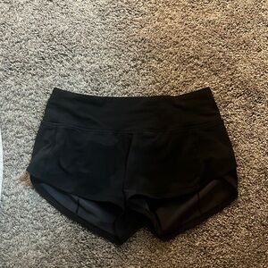 Lululemon camo speed up shorts size 4